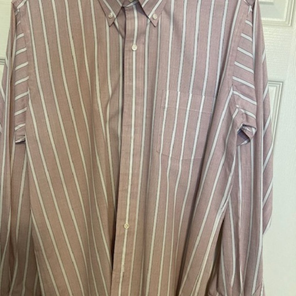 Men's long sleeve dress shirt
